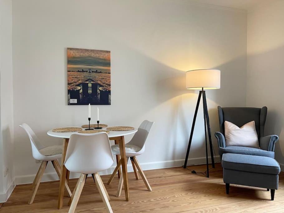 Apartamento Modern Und Ruhig In Elmshorn Exterior foto